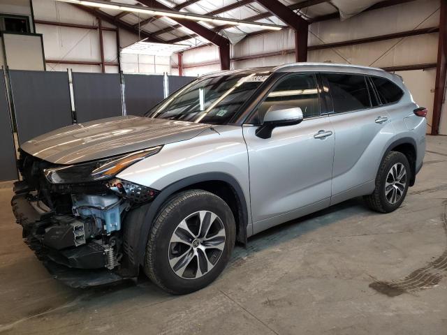 2022 Toyota Highlander Xle VIN: 5TDGZRBH2NS201141 Lot: 57093384