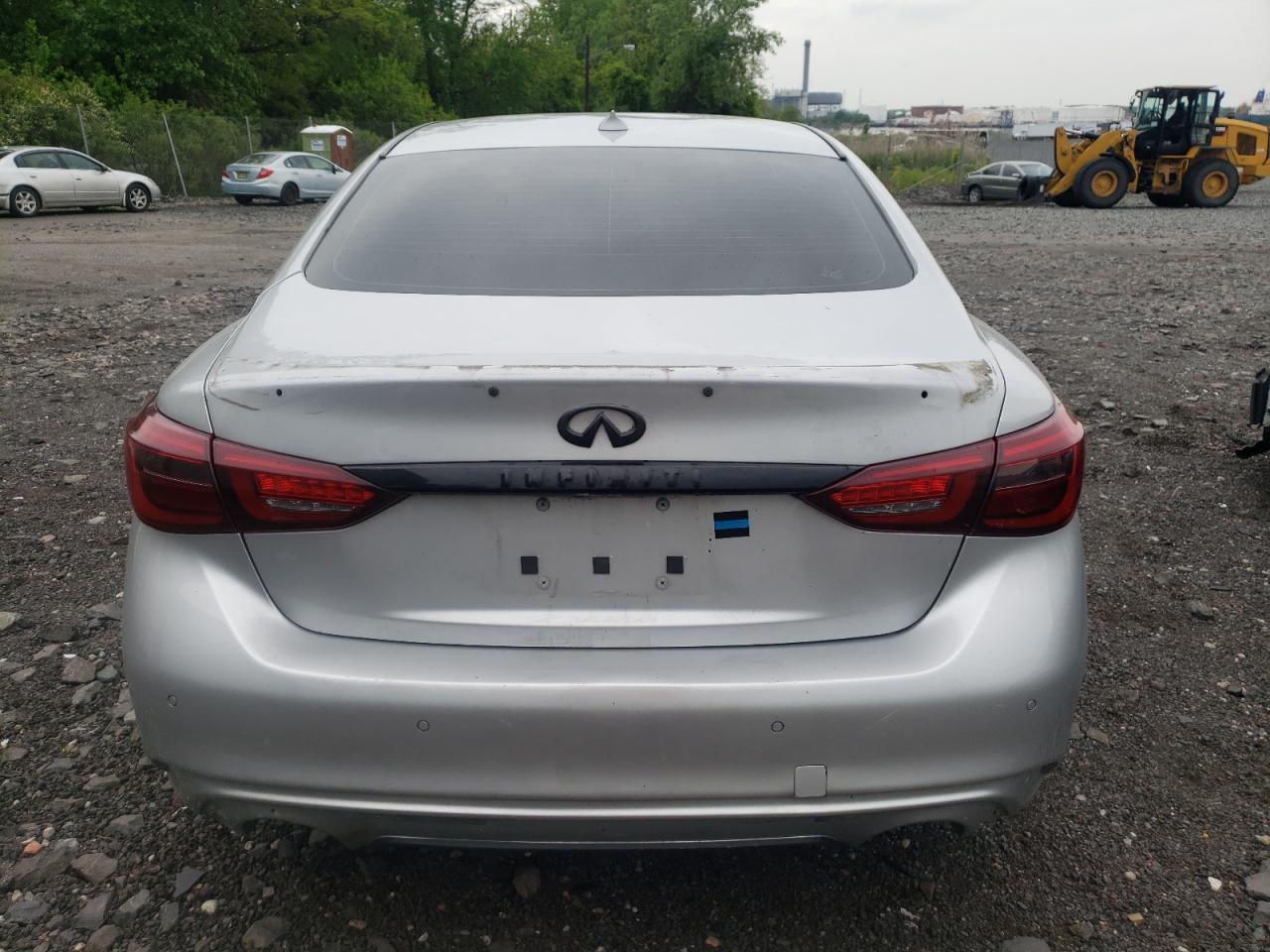JN1EV7AP4JM355682 2018 Infiniti Q50 Luxe