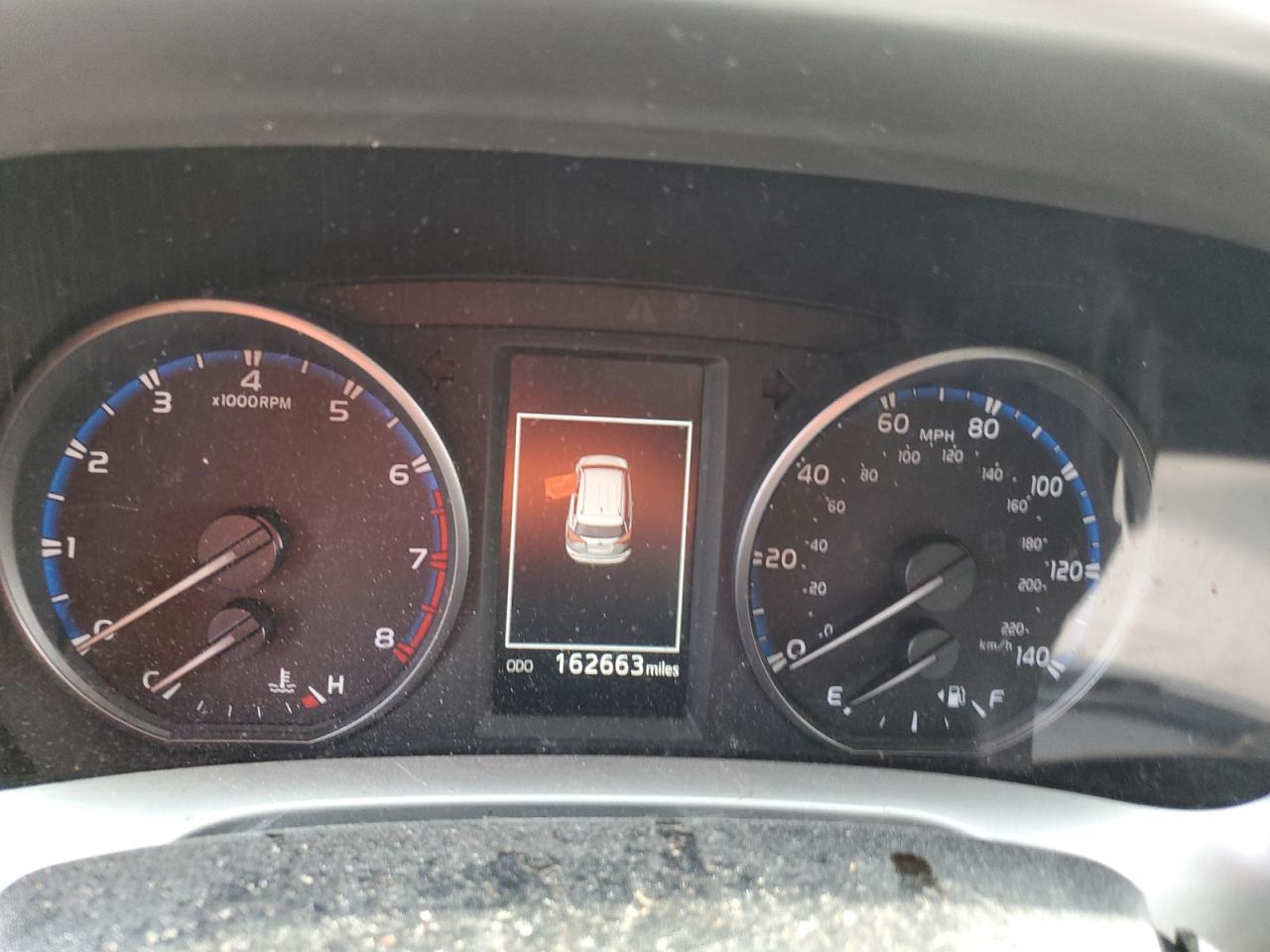 JTMWFREV3HJ705236 2017 Toyota Rav4 Xle