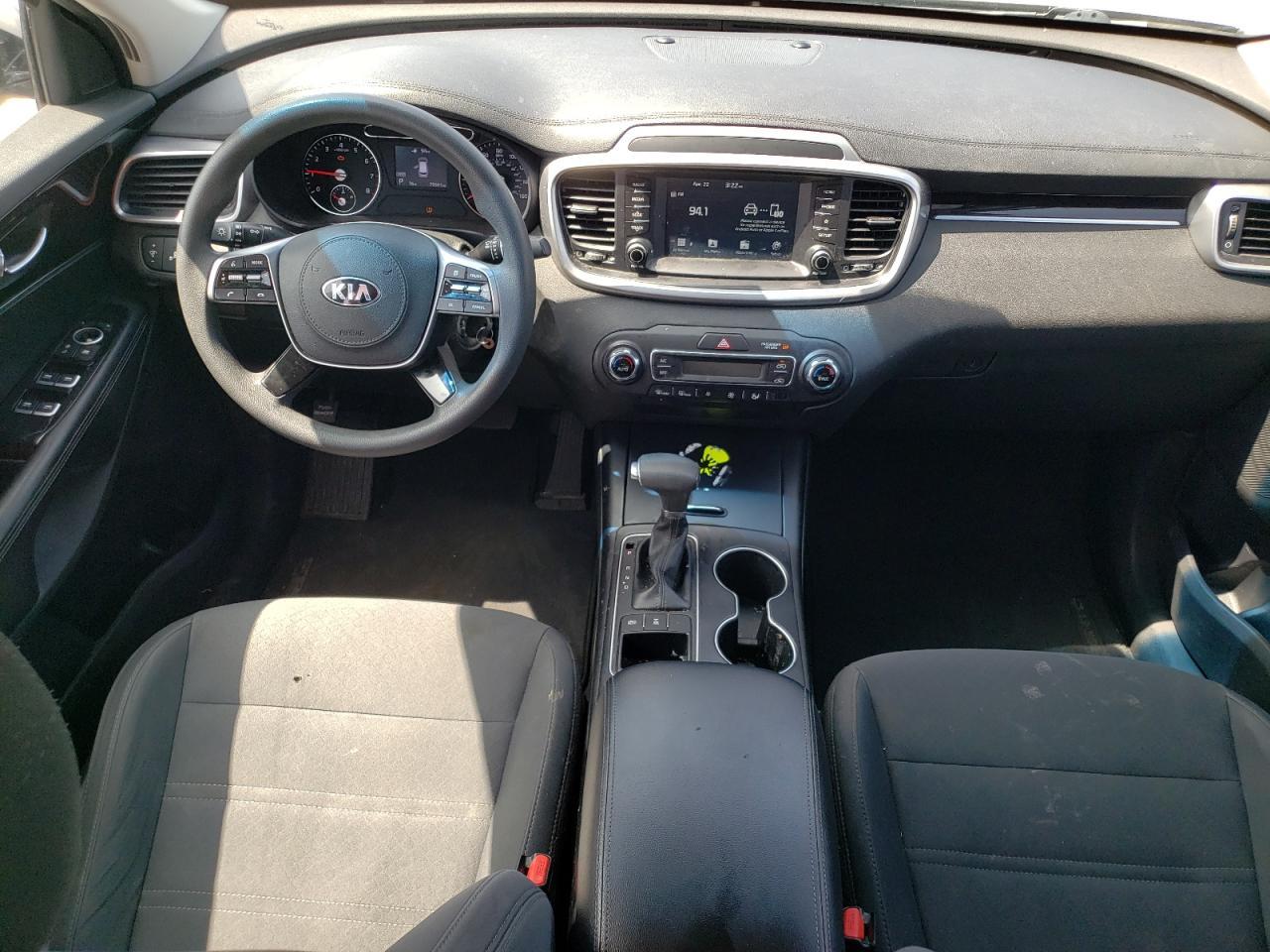 5XYPGDA54KG488698 2019 Kia Sorento Lx