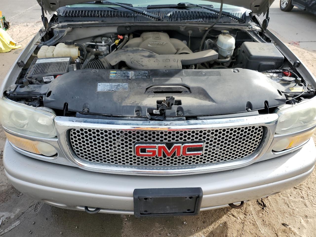 1GKFK66U25J129235 2005 GMC Yukon Xl Denali