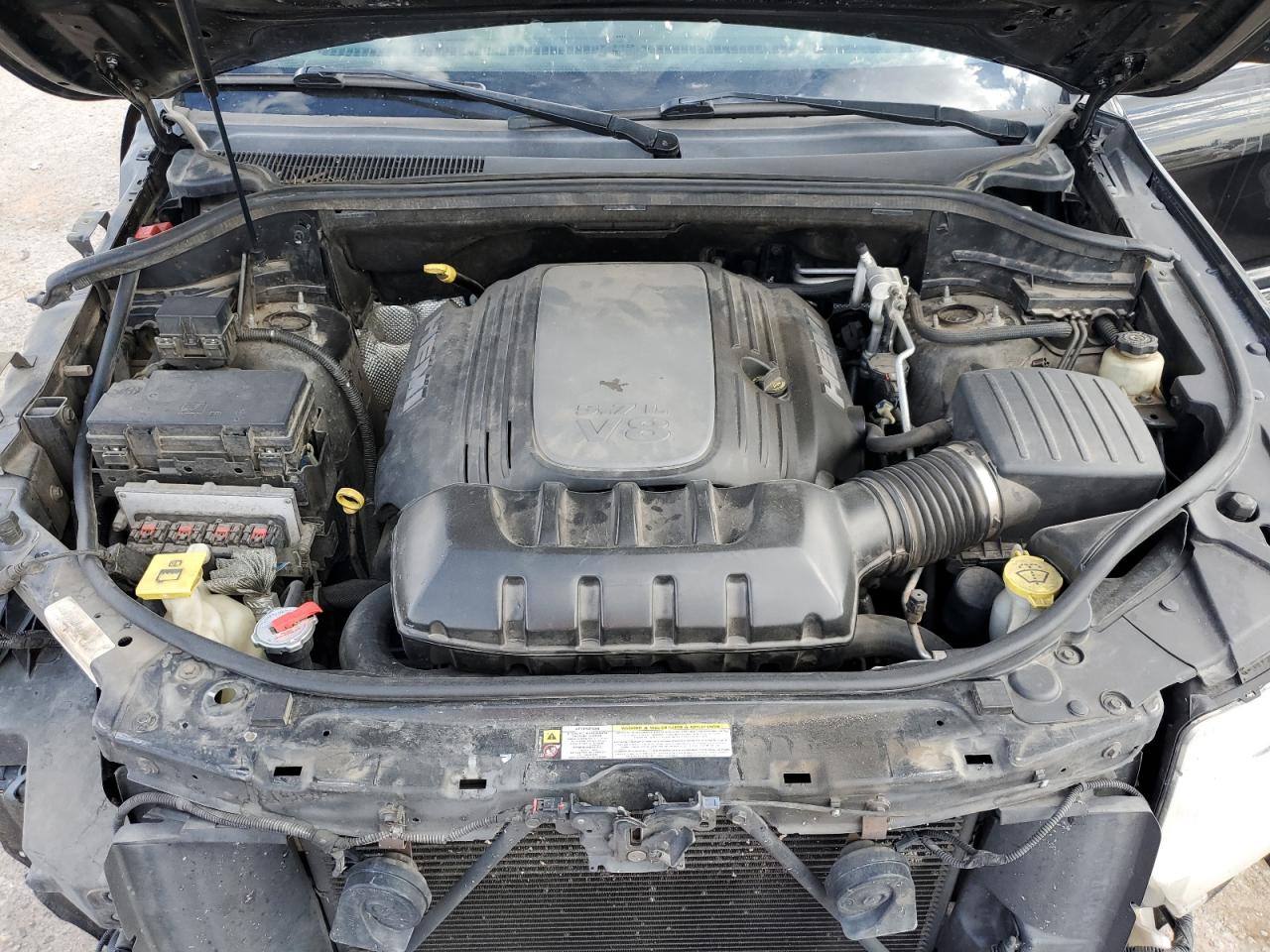 1J4RR4GT2BC530342 2011 Jeep Grand Cherokee Laredo