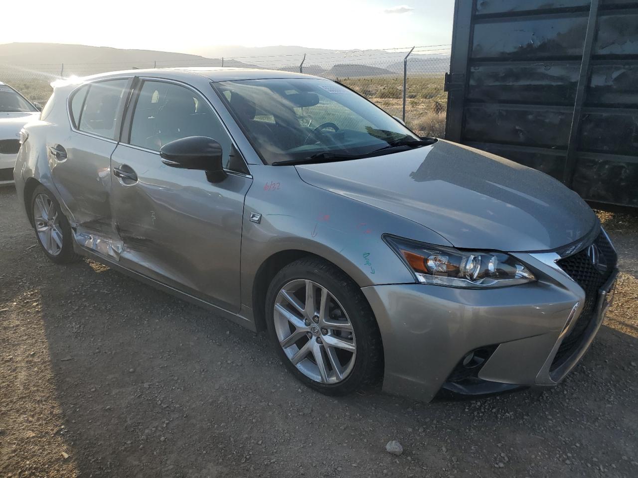 Lot #2912288008 2016 LEXUS CT 200