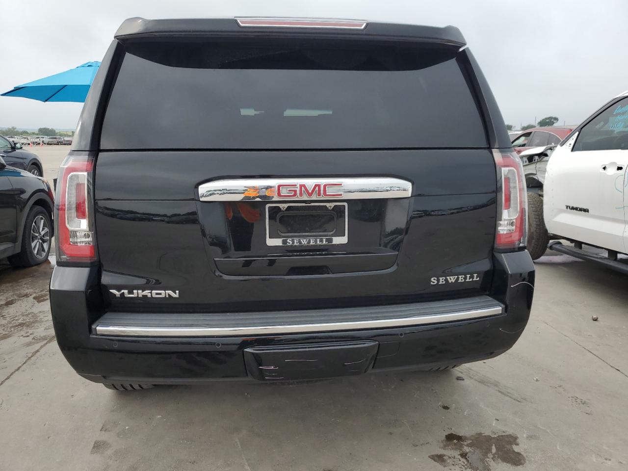 1GKS2CKJ5HR263039 2017 GMC Yukon Denali