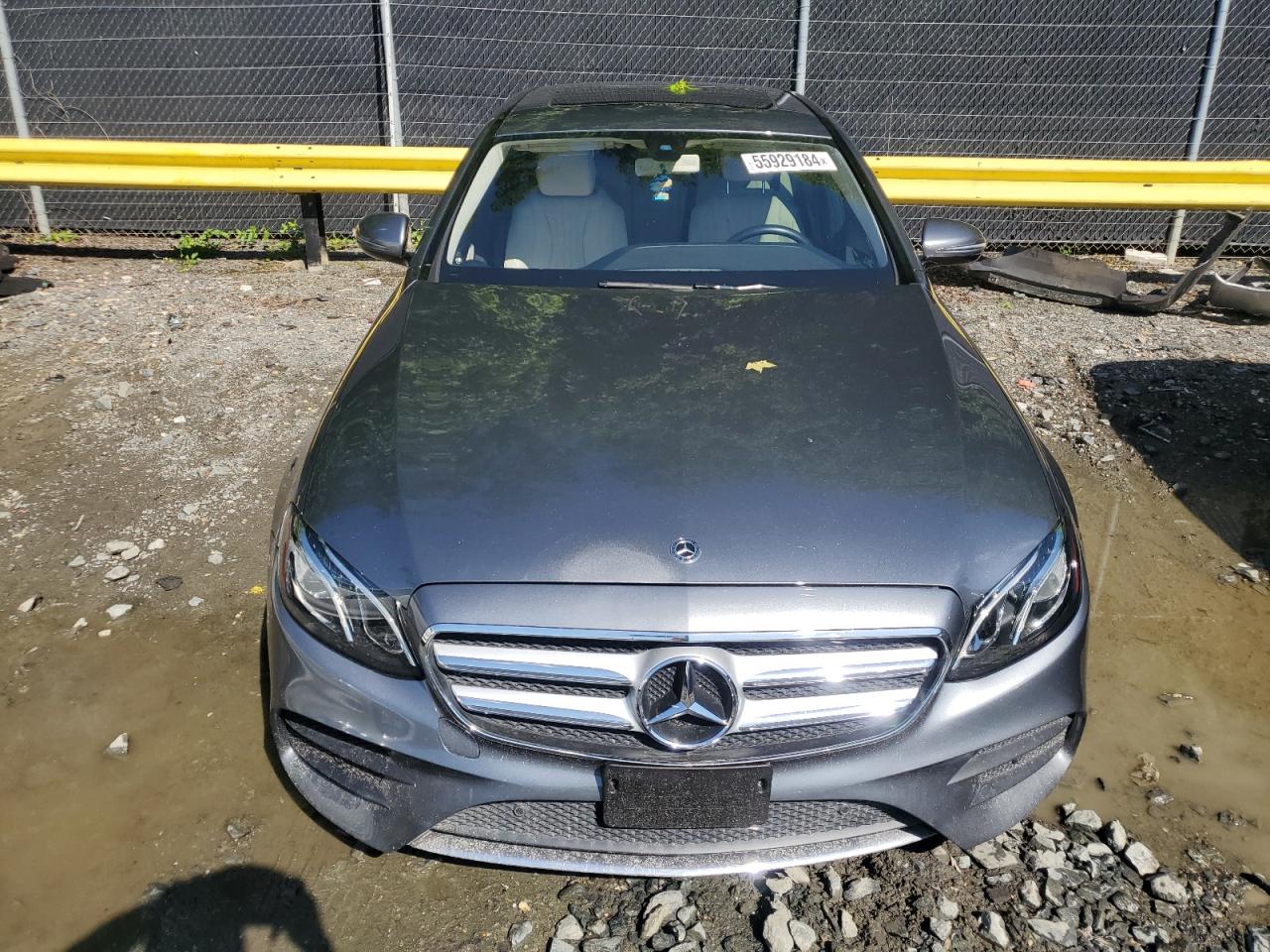 WDDZF4JB9JA331657 2018 Mercedes-Benz E 300