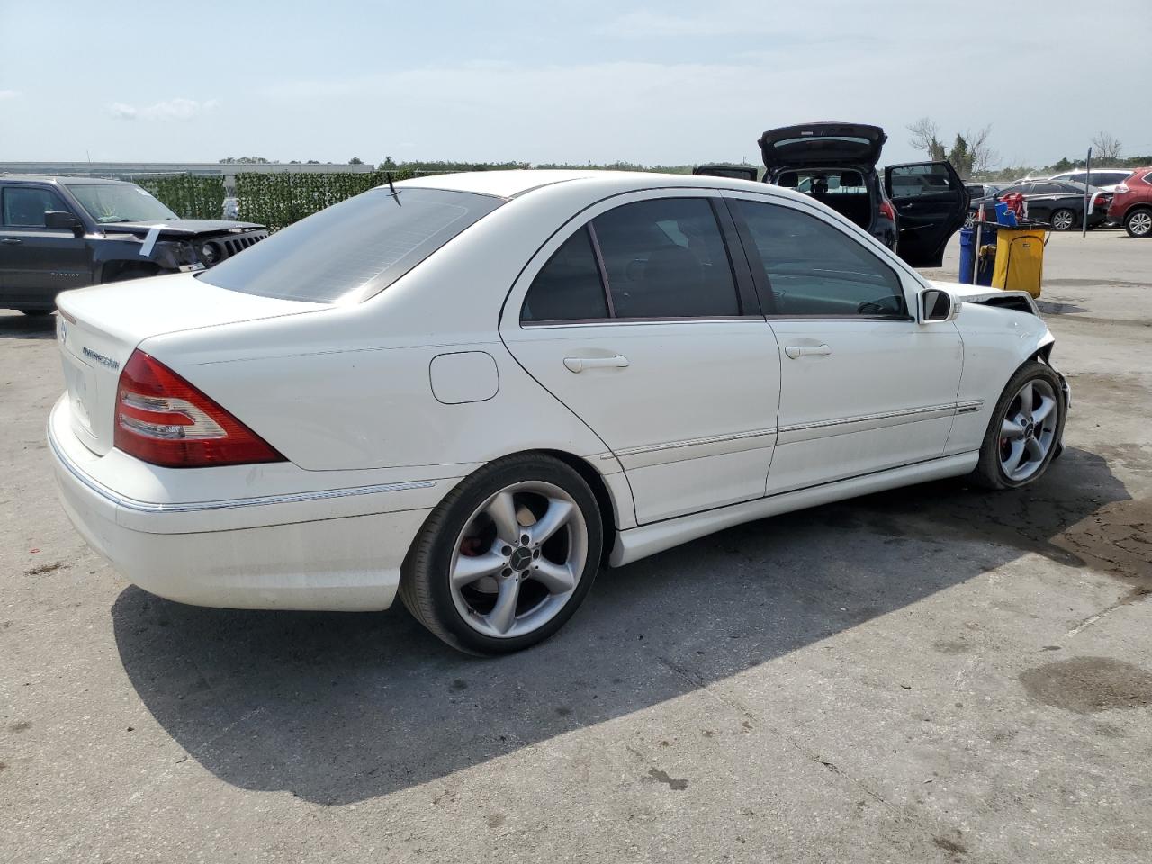 WDBRF40J25F659707 2005 Mercedes-Benz C 230K Sport Sedan