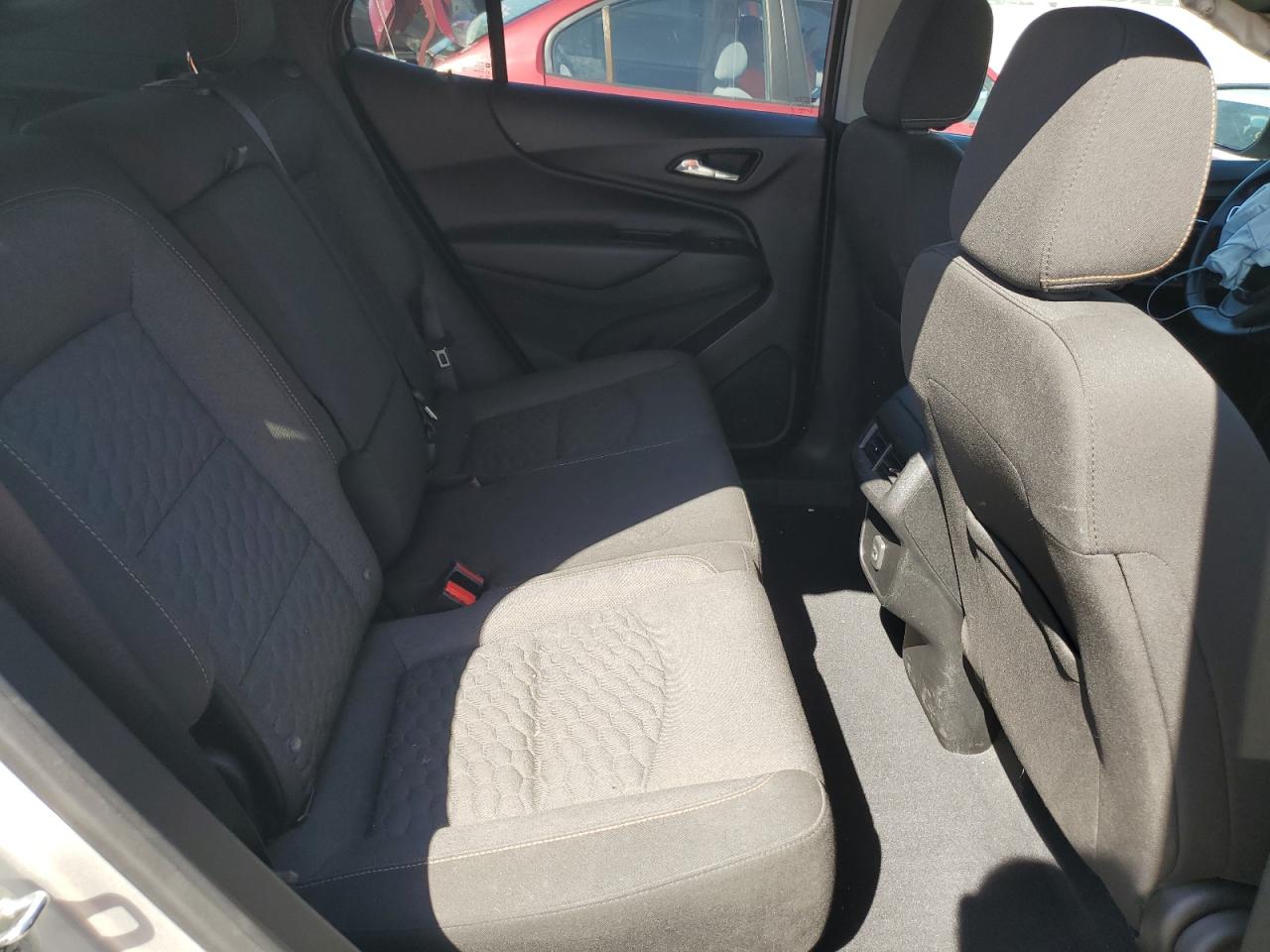 2GNAXJEV9L6105052 2020 Chevrolet Equinox Lt