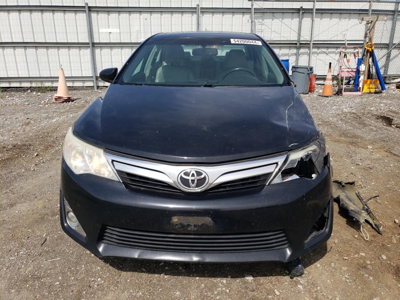 4T1BK1FK8DU525447 2013 Toyota Camry Se