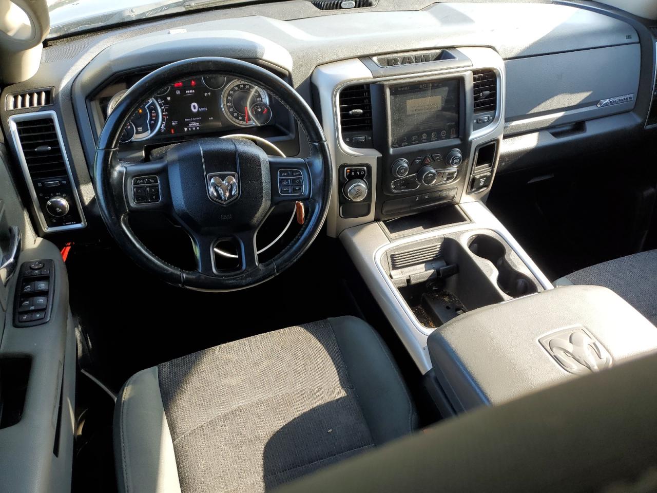 3C6RR6LT5GG360299 2016 Ram 1500 Slt