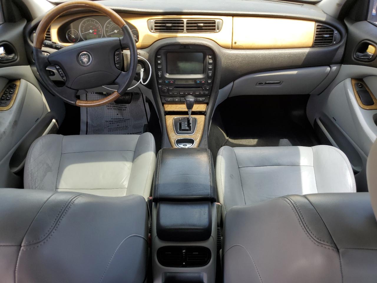 SAJWA03V551N25279 2005 Jaguar S-Type R