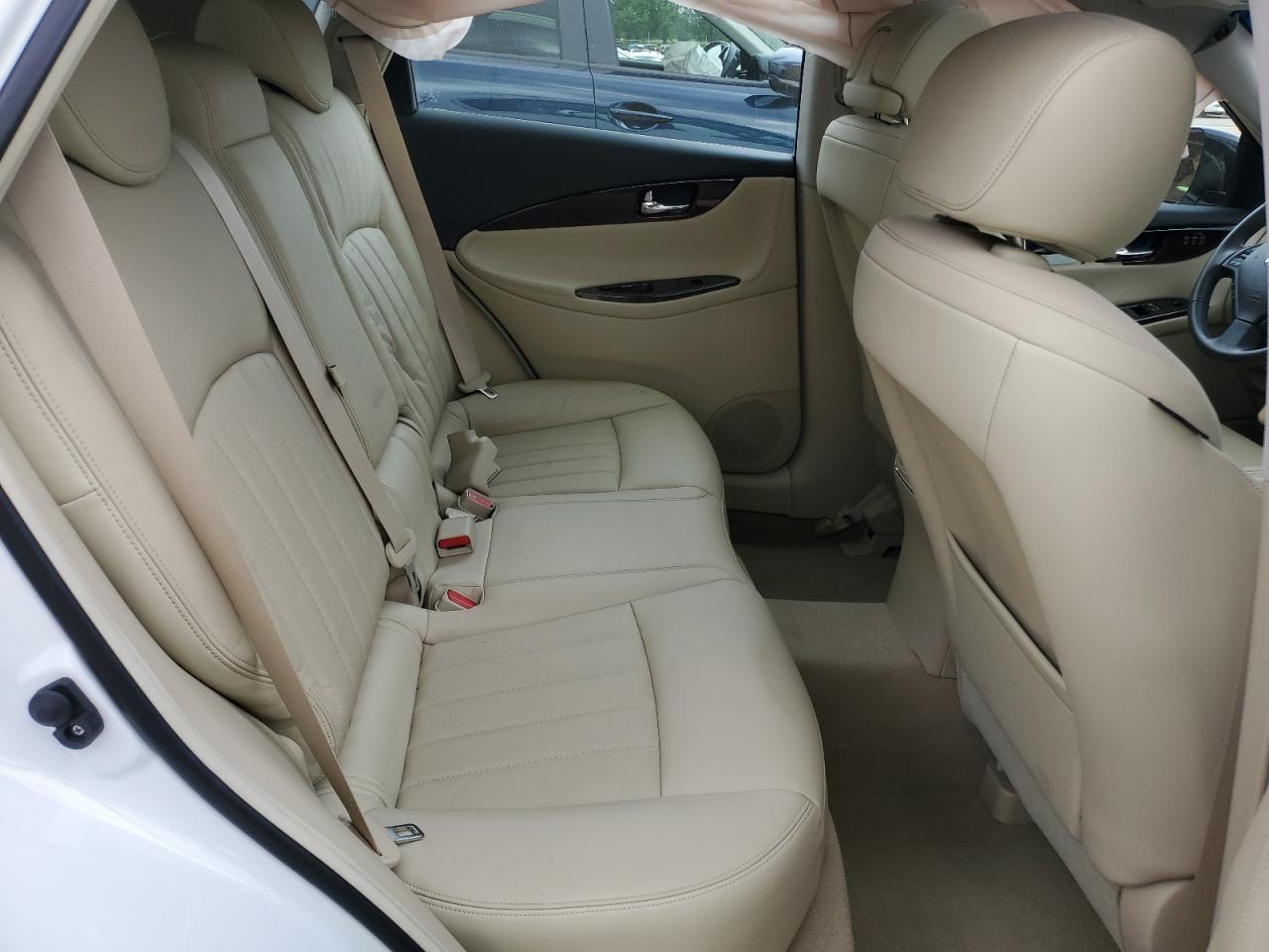 JN1BJ0RP1HM388496 2017 Infiniti Qx50