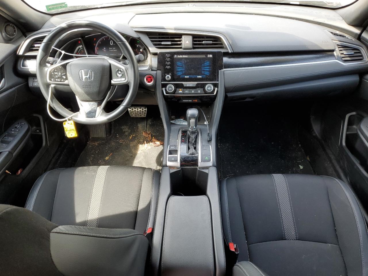 2HGFC2F87LH566877 2020 Honda Civic Sport