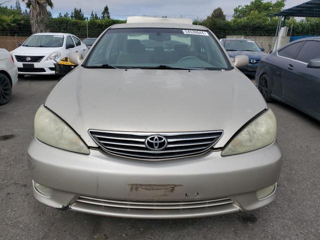 2005 Toyota Camry Le VIN: 4T1BE30K05U040975 Lot: 54530644