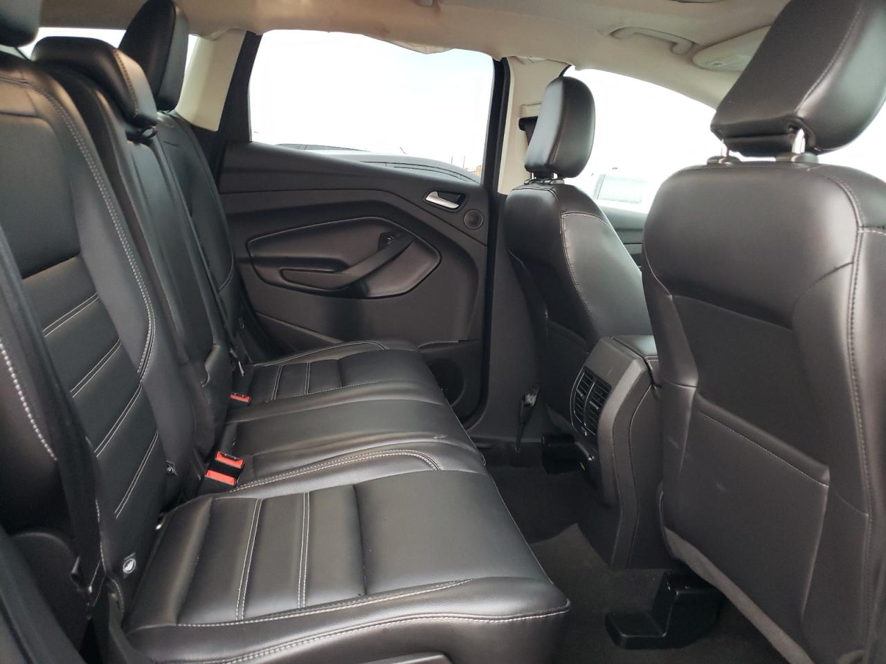 1FMCU9J98KUB91547 FORD ESCAPE 2019