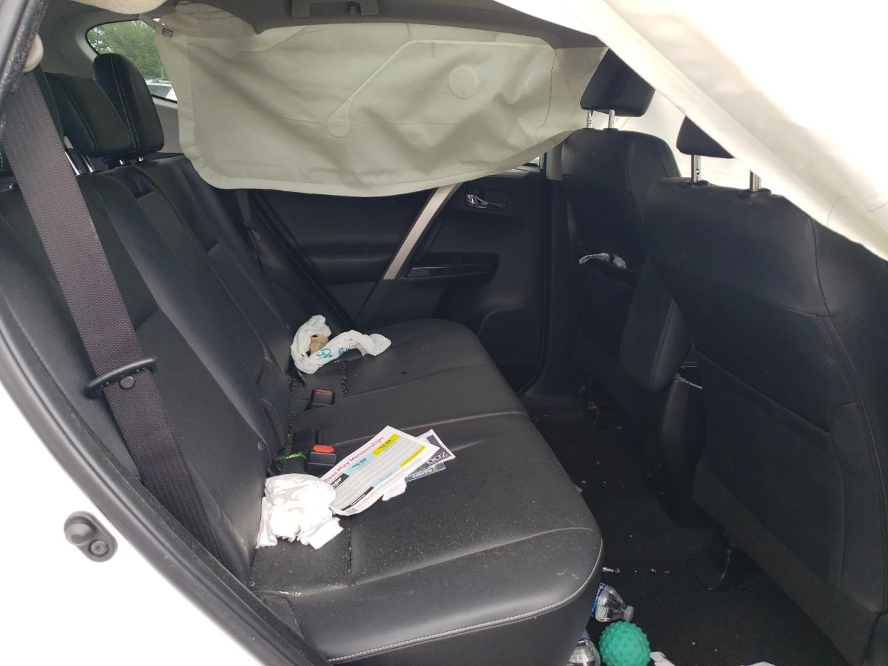 JTMDFREV9HJ161588 2017 Toyota Rav4 Limited