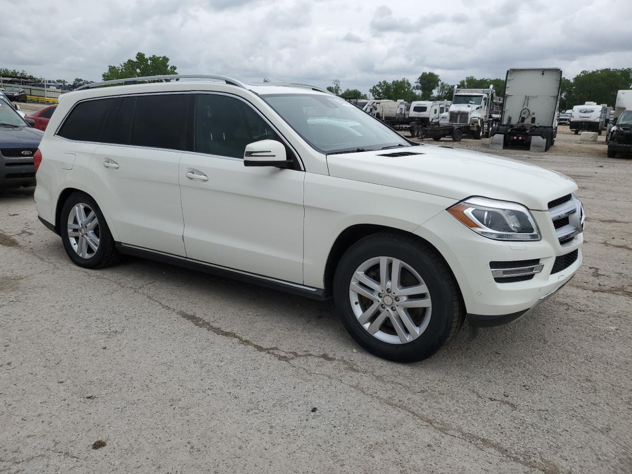 2013 Mercedes-Benz Gl 450 4Matic vin: 4JGDF7CE8DA231000