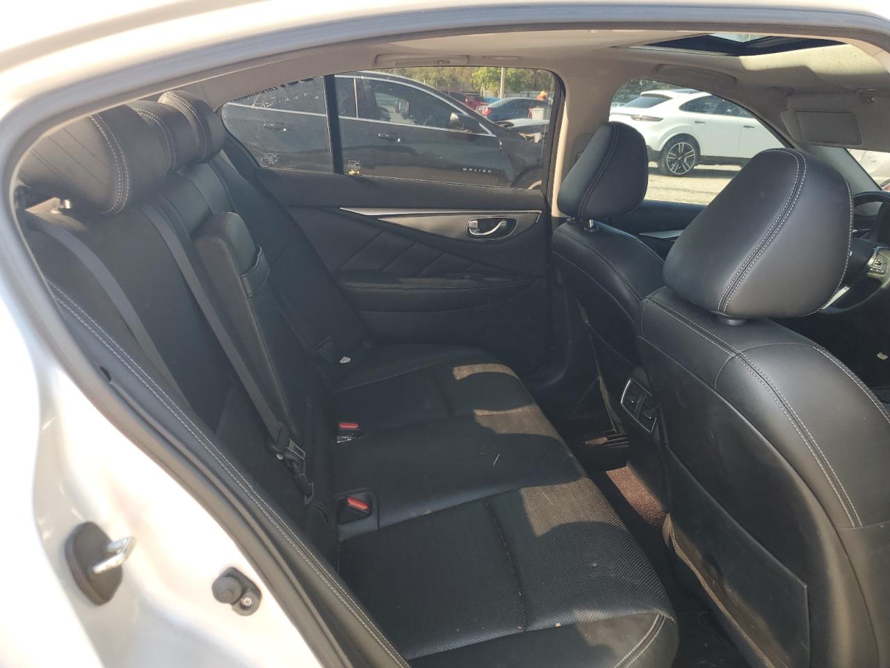 JN1EV7AP4KM540929 2019 Infiniti Q50 Luxe