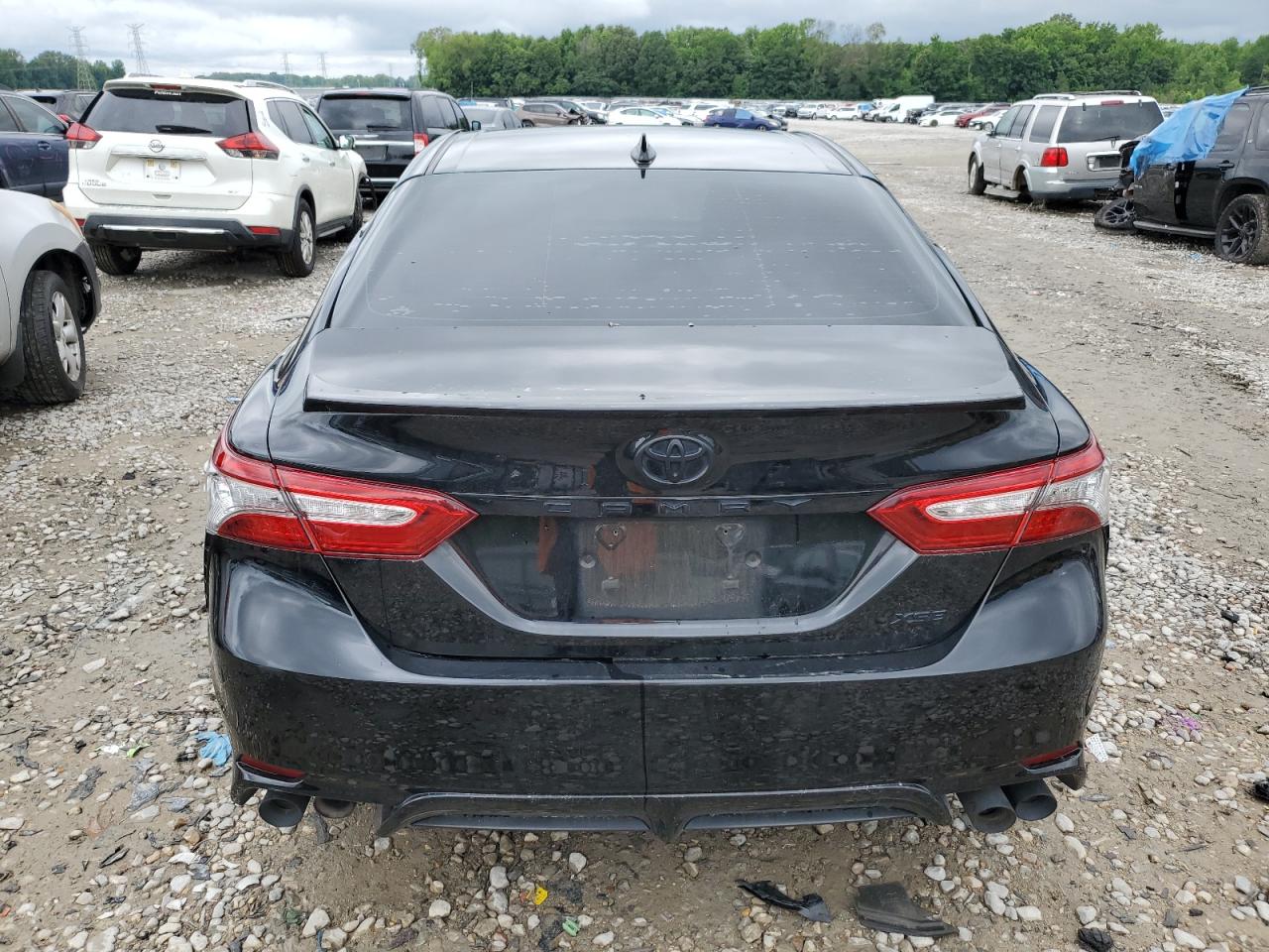 4T1B61HK2KU856880 2019 Toyota Camry Xse