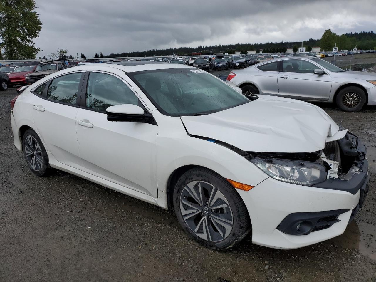 2HGFC1F30HH637293 2017 Honda Civic Ex