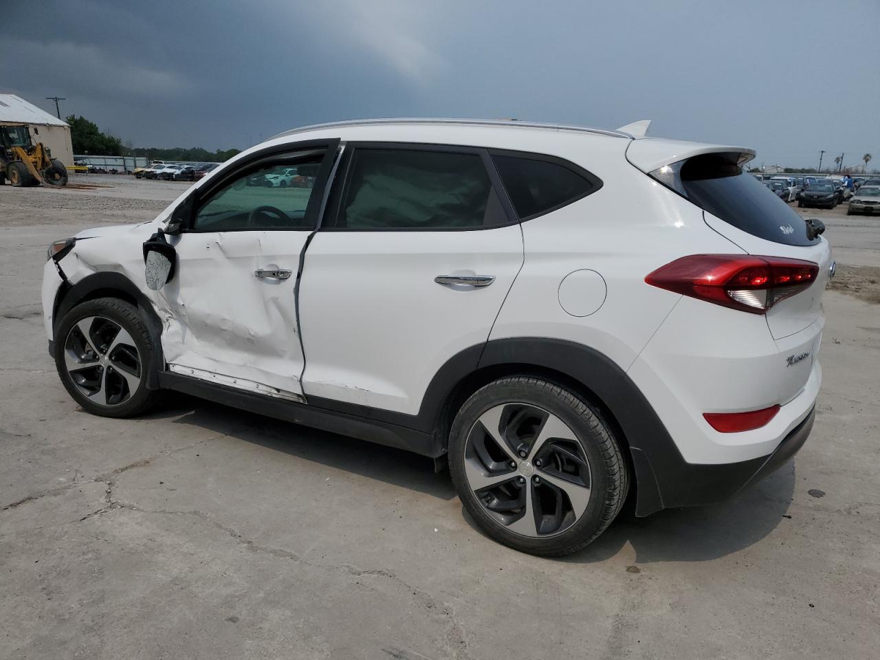 KM8J33A22GU084088 2016 Hyundai Tucson Limited