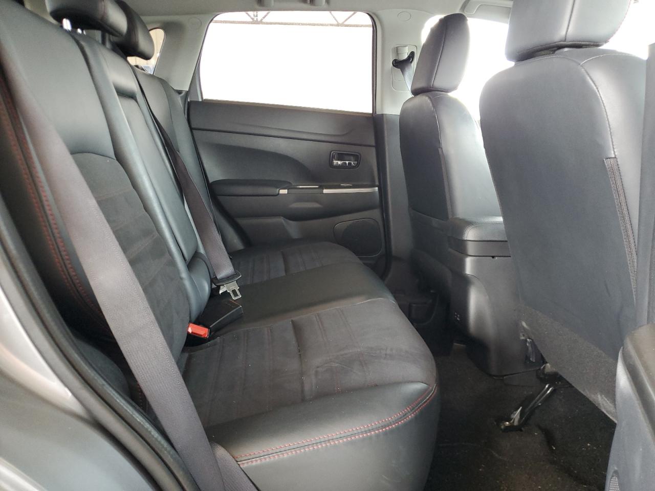 JA4APVAU5NU008782 2022 Mitsubishi Outlander Sport Se