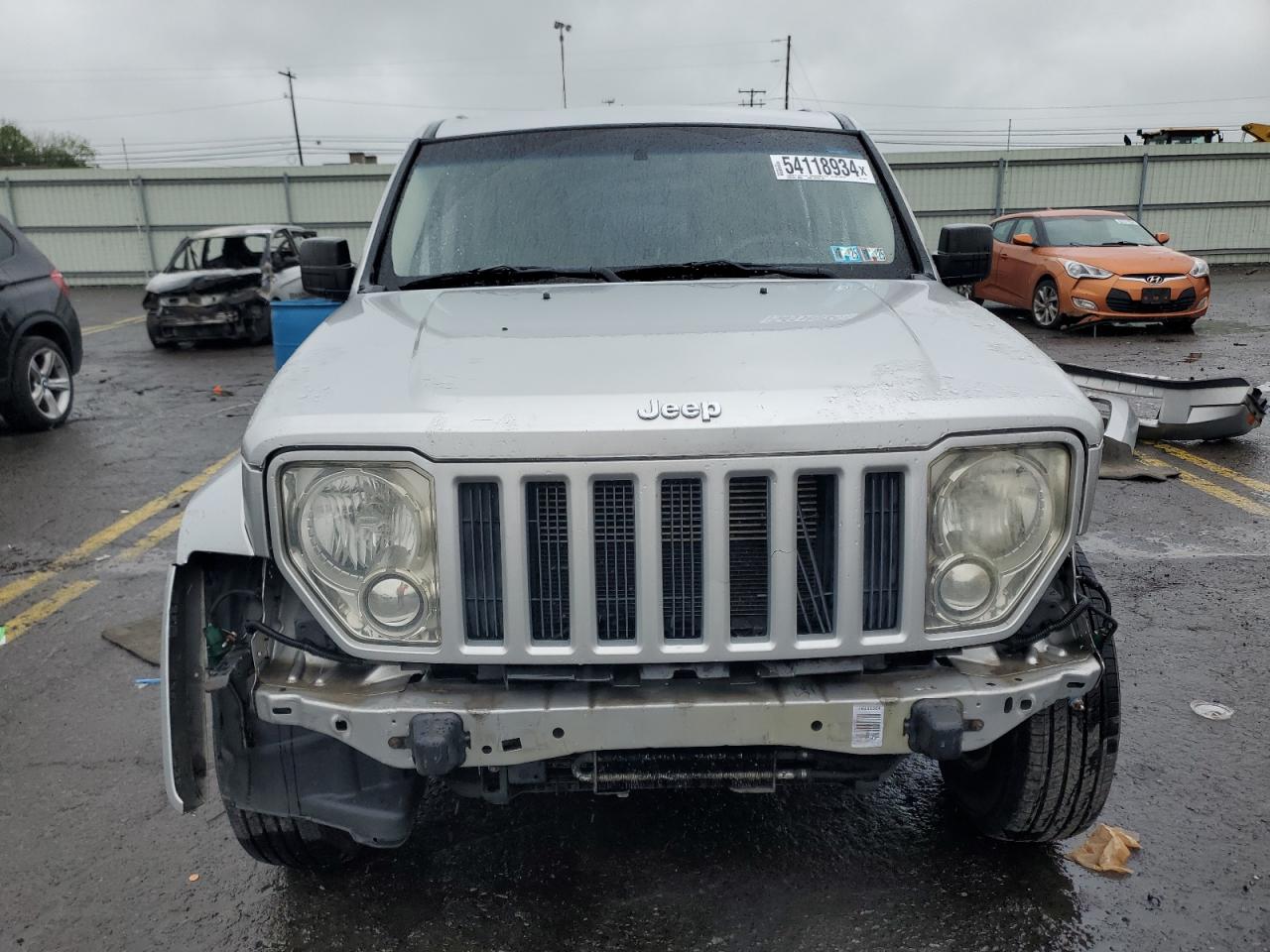 1J8GN28K88W153616 2008 Jeep Liberty Sport