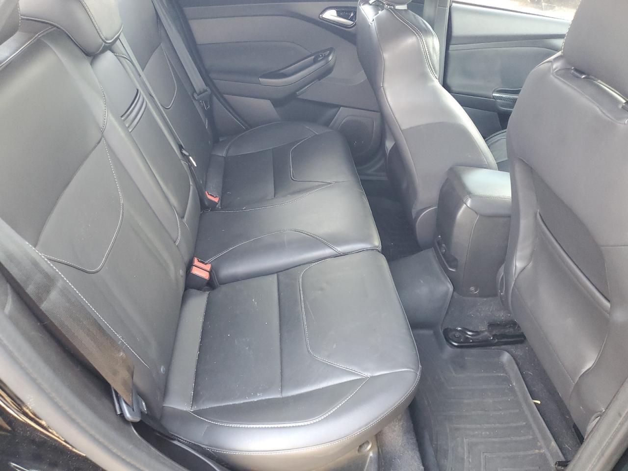 1FADP3L95GL350103 2016 Ford Focus St