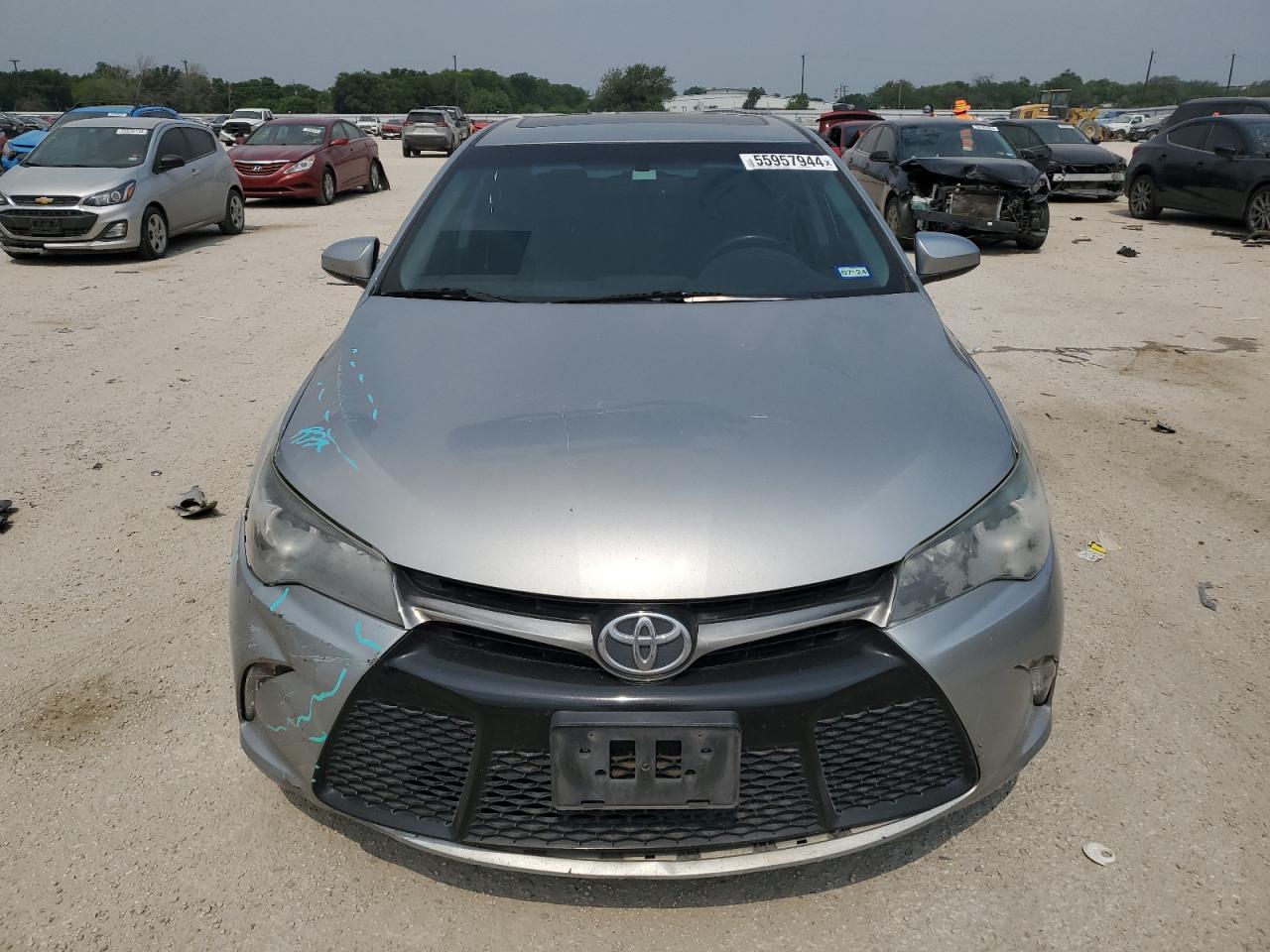 4T1BF1FK2FU094515 2015 Toyota Camry Le