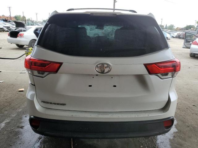 2018 Toyota Highlander Le VIN: 5TDZARFH3JS041095 Lot: 56963344