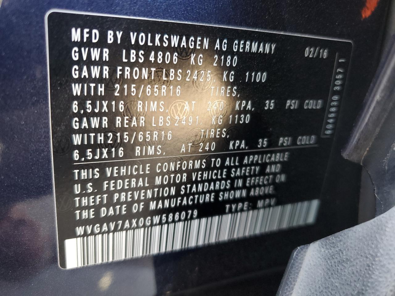 WVGAV7AX0GW586079 2016 Volkswagen Tiguan S