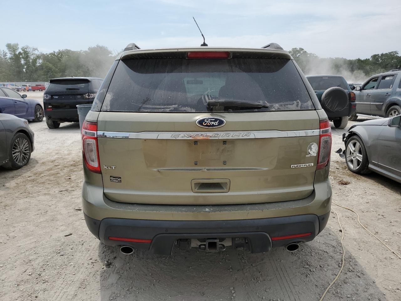 1FM5K7D89DGB73565 2013 Ford Explorer Xlt