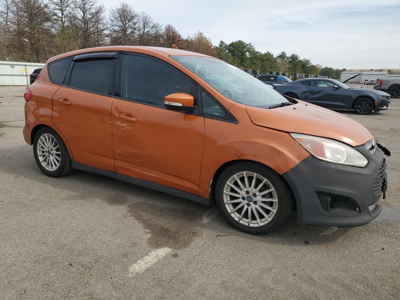 1FADP5AU4DL519106 2013 Ford C-Max Se