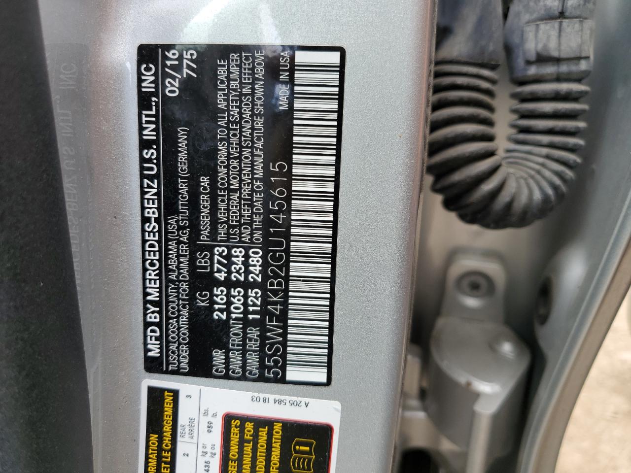 55SWF4KB2GU145615 2016 Mercedes-Benz C 300 4Matic