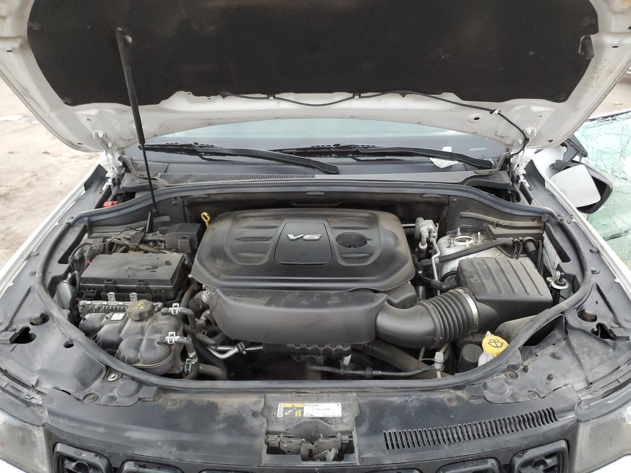 1C4RJFAG9JC381995 2018 Jeep Grand Cherokee Laredo