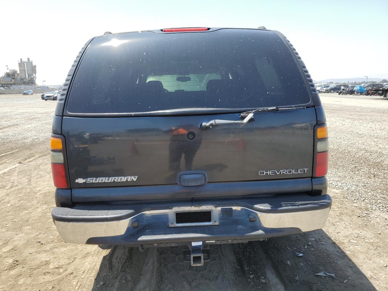 1GNEC16T04J281793 2004 Chevrolet Suburban C1500