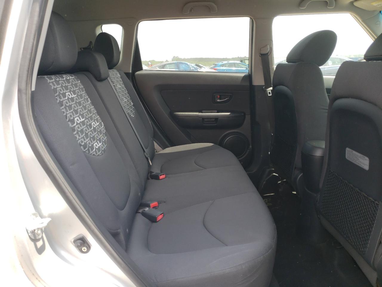 KNDJT2A20B7709481 2011 Kia Soul +