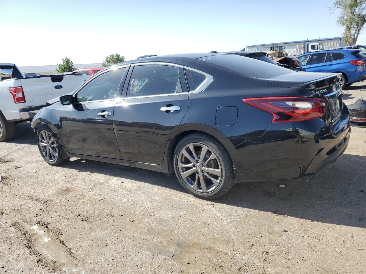 2018 Nissan Altima 2.5 vin: 1N4AL3AP9JC133242