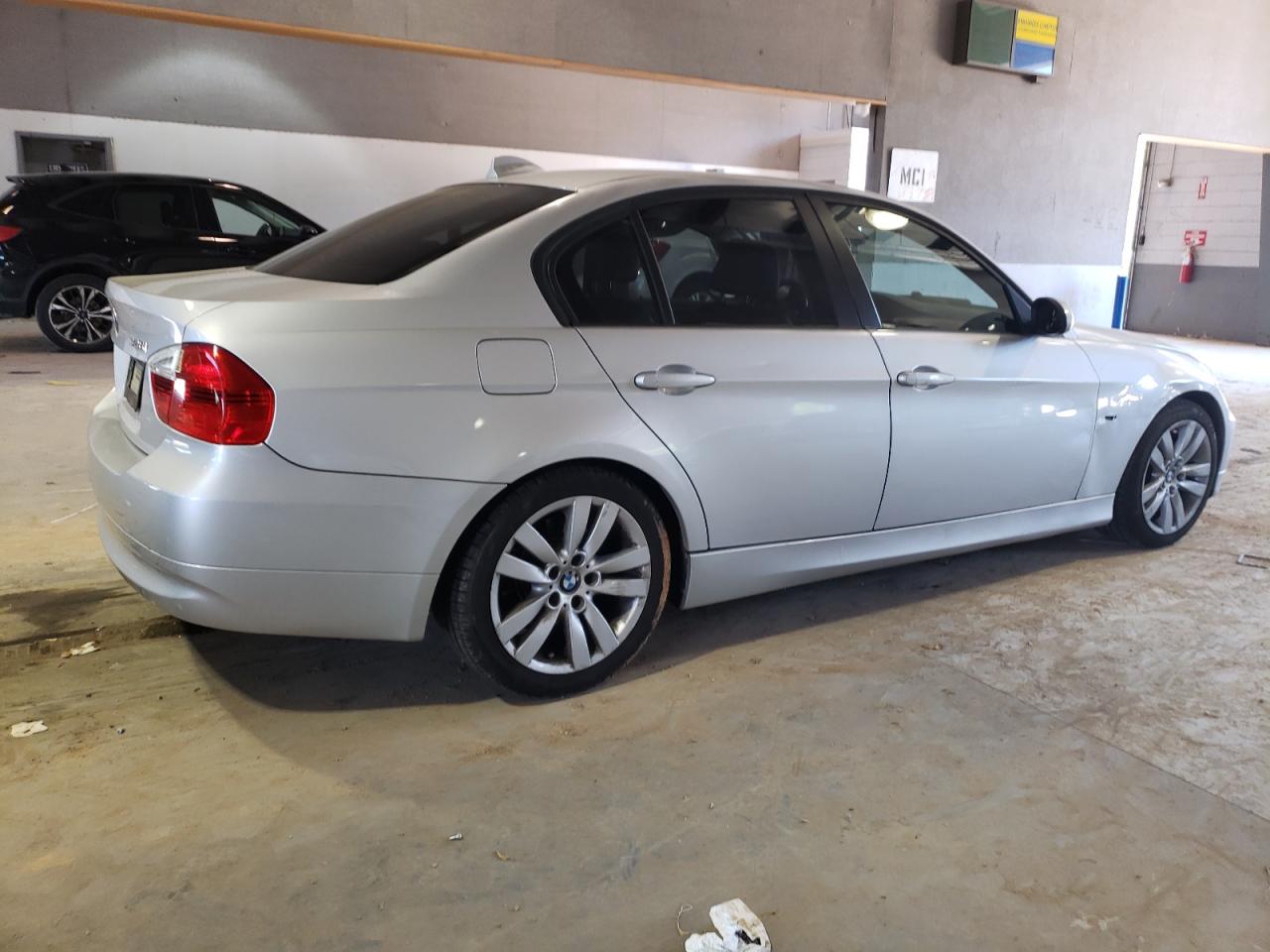 WBAVC53567FZ76239 2007 BMW 328 I Sulev