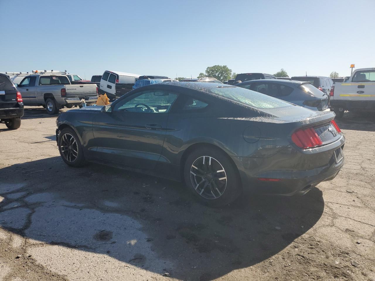 2015 Ford Mustang vin: 1FA6P8AM9F5388305