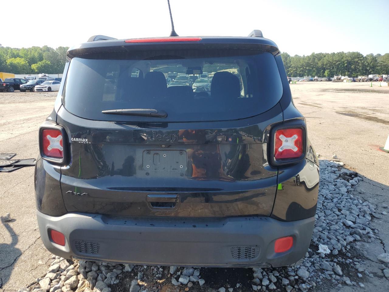 ZACCJBBB7JPH01893 2018 Jeep Renegade Latitude