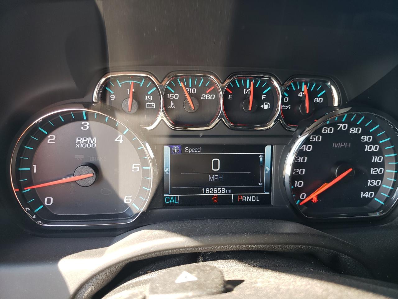 1GNSKBKC2JR151982 2018 Chevrolet Tahoe K1500 Lt