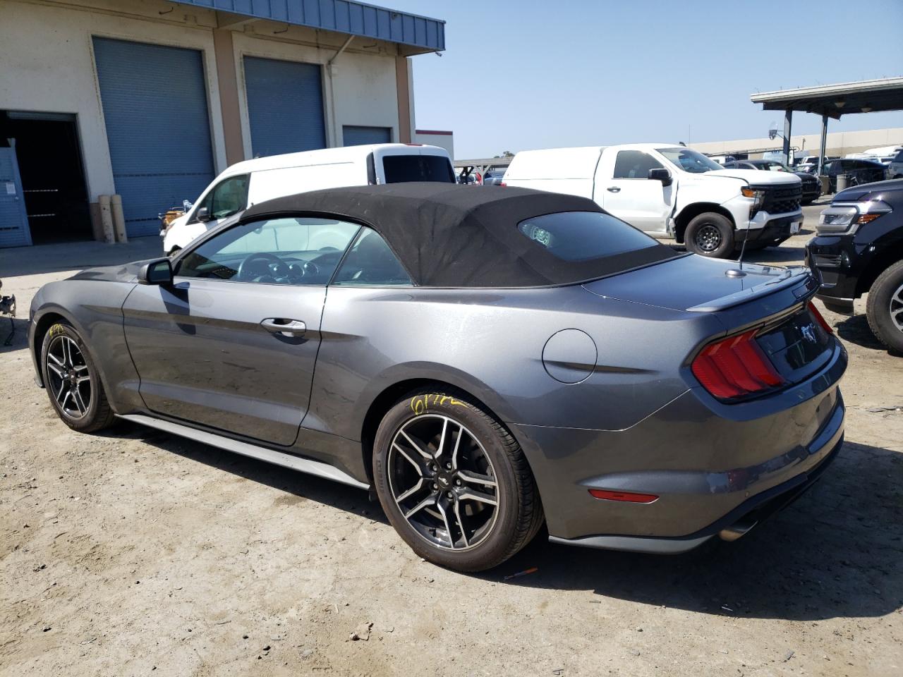 2023 Ford Mustang vin: 1FATP8UH4P5111368