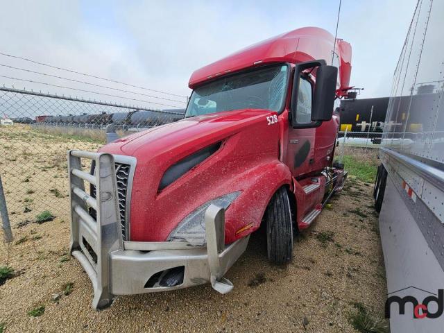 Vin: 4v4nc9eh2kn903972, lot: 53494634, volvo vn vnl 2019 img_1