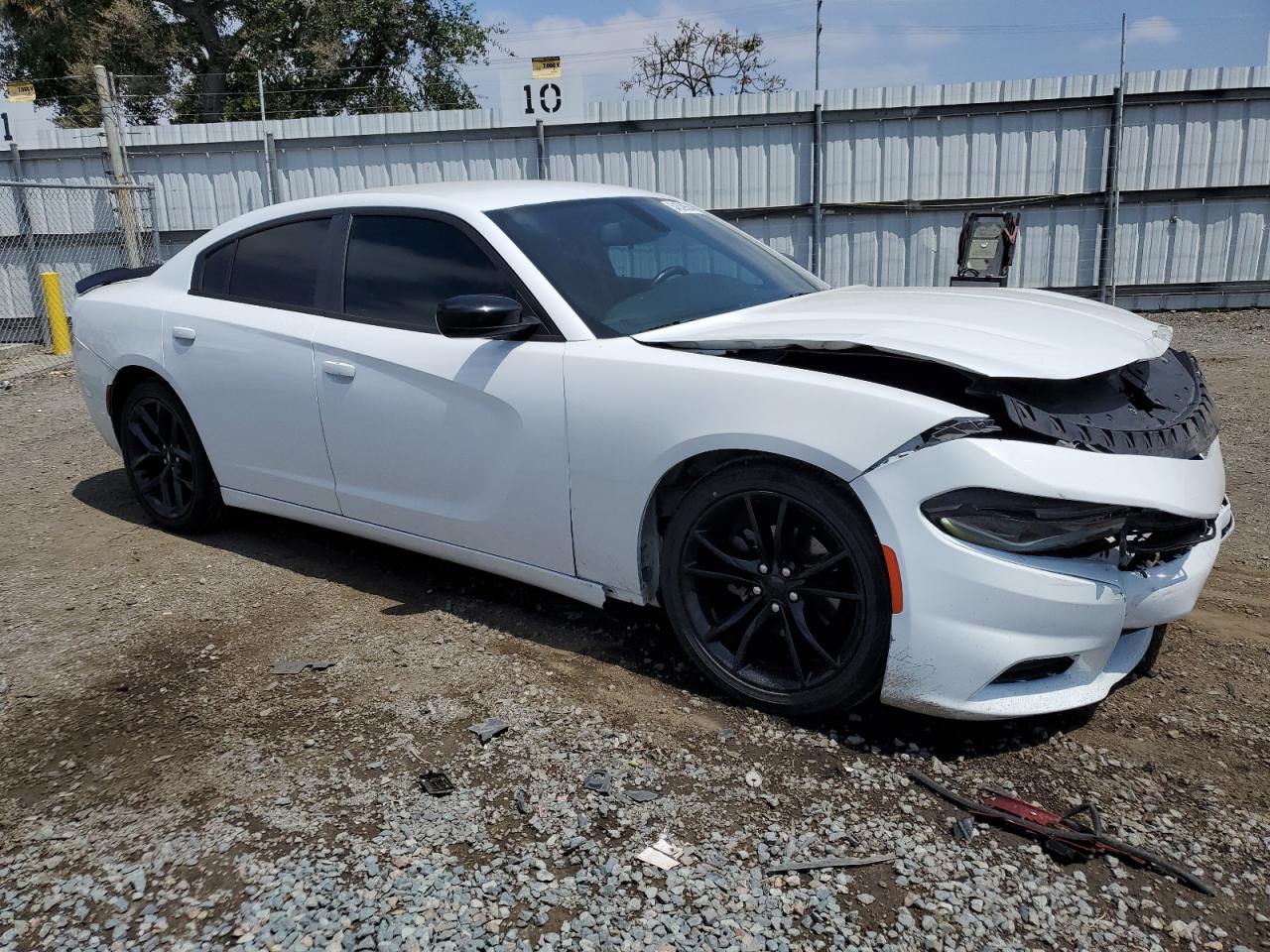 2C3CDXBG8GH340656 2016 Dodge Charger Se