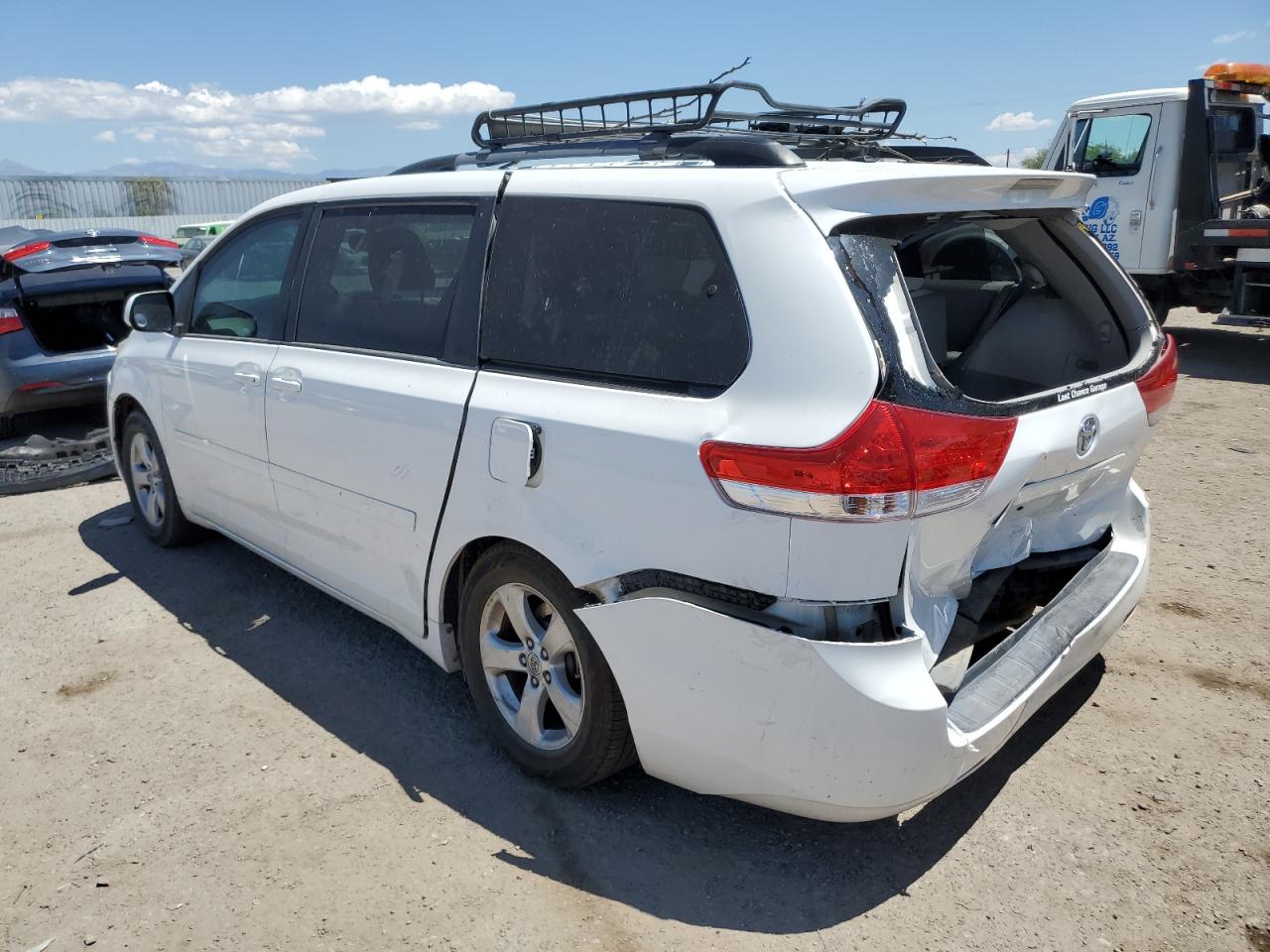 5TDKK3DC2ES447961 2014 Toyota Sienna Le