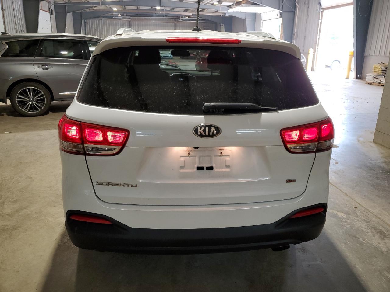 5XYPGDA32GG113009 2016 Kia Sorento Lx