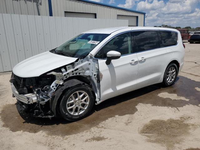 Lot #2516839563 2023 CHRYSLER PACIFICA T salvage car