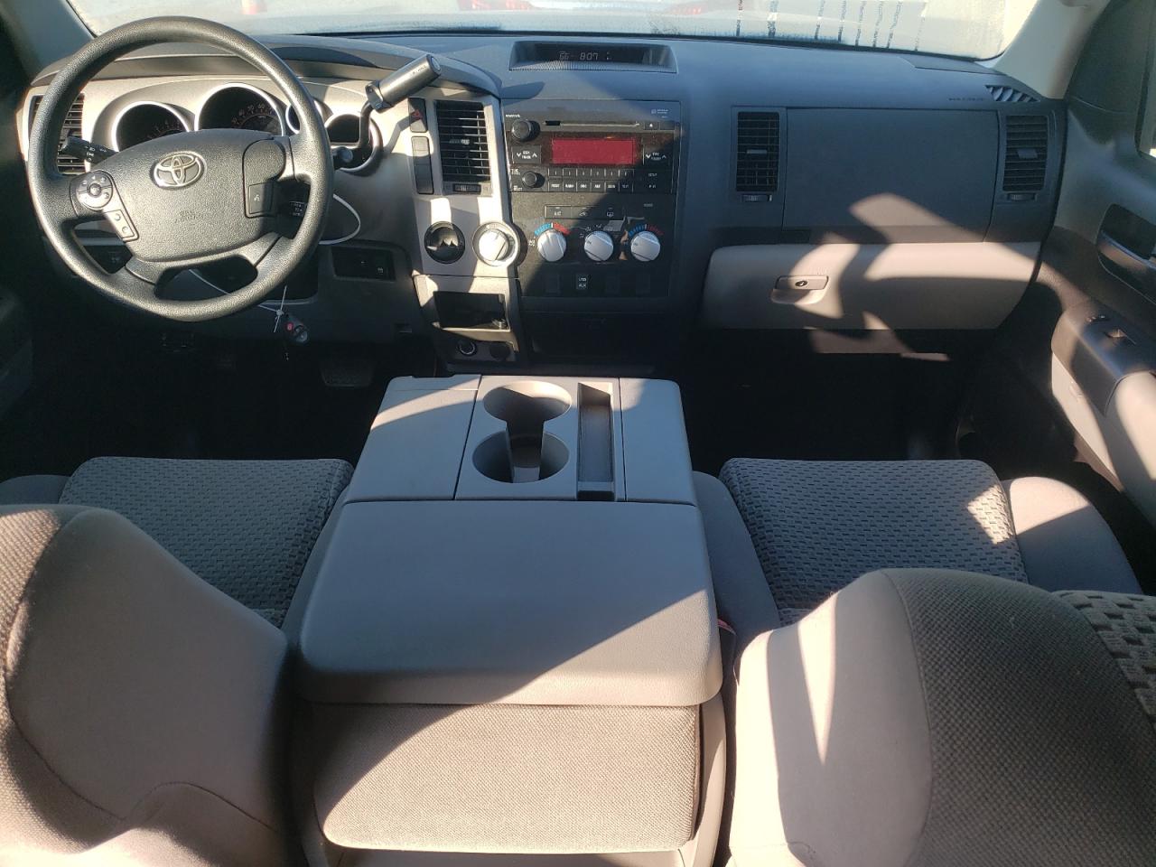 5TFEM5F13CX050698 2012 Toyota Tundra Crewmax Sr5