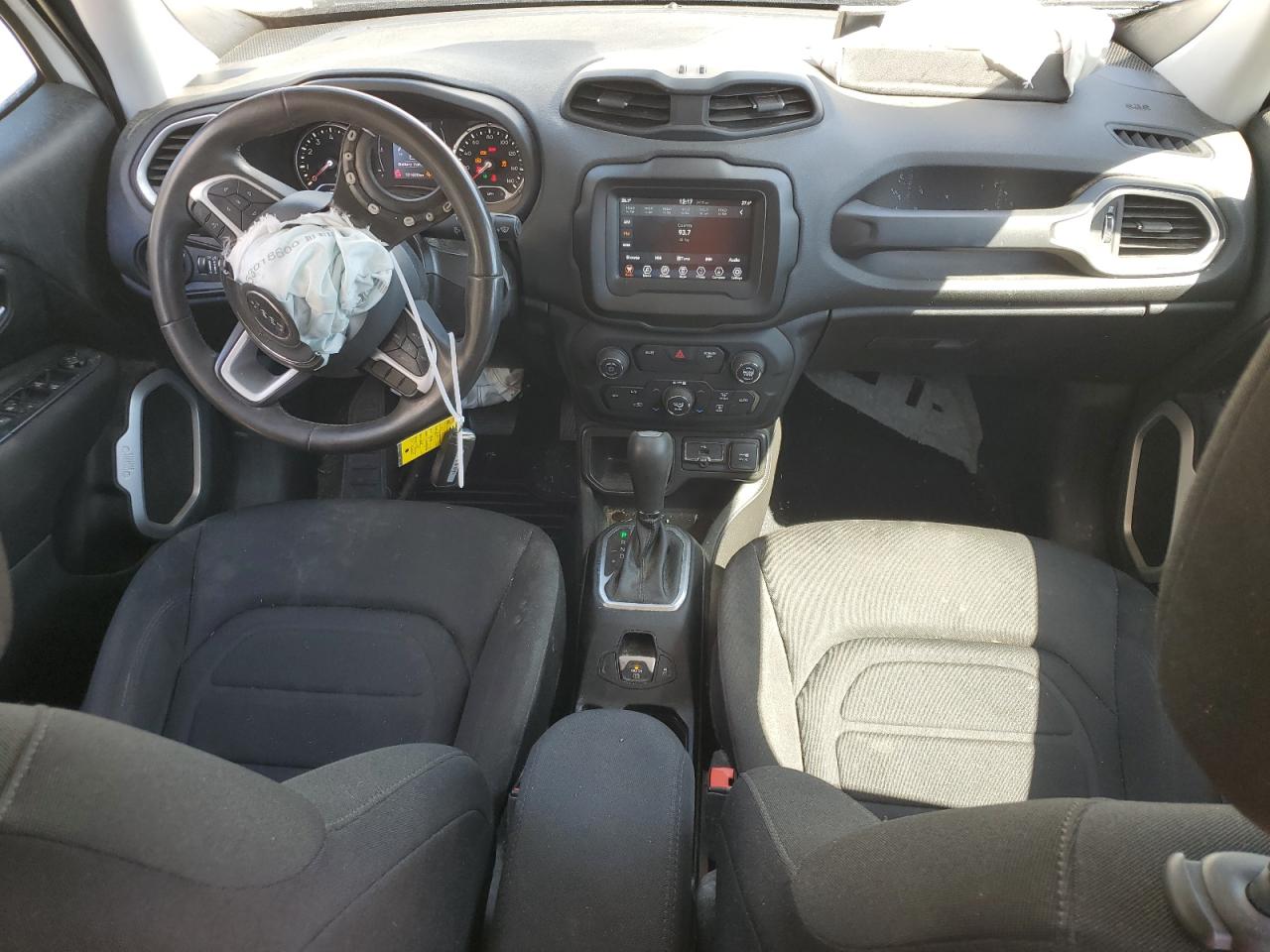 ZACNJABB9LPL40766 2020 Jeep Renegade Latitude