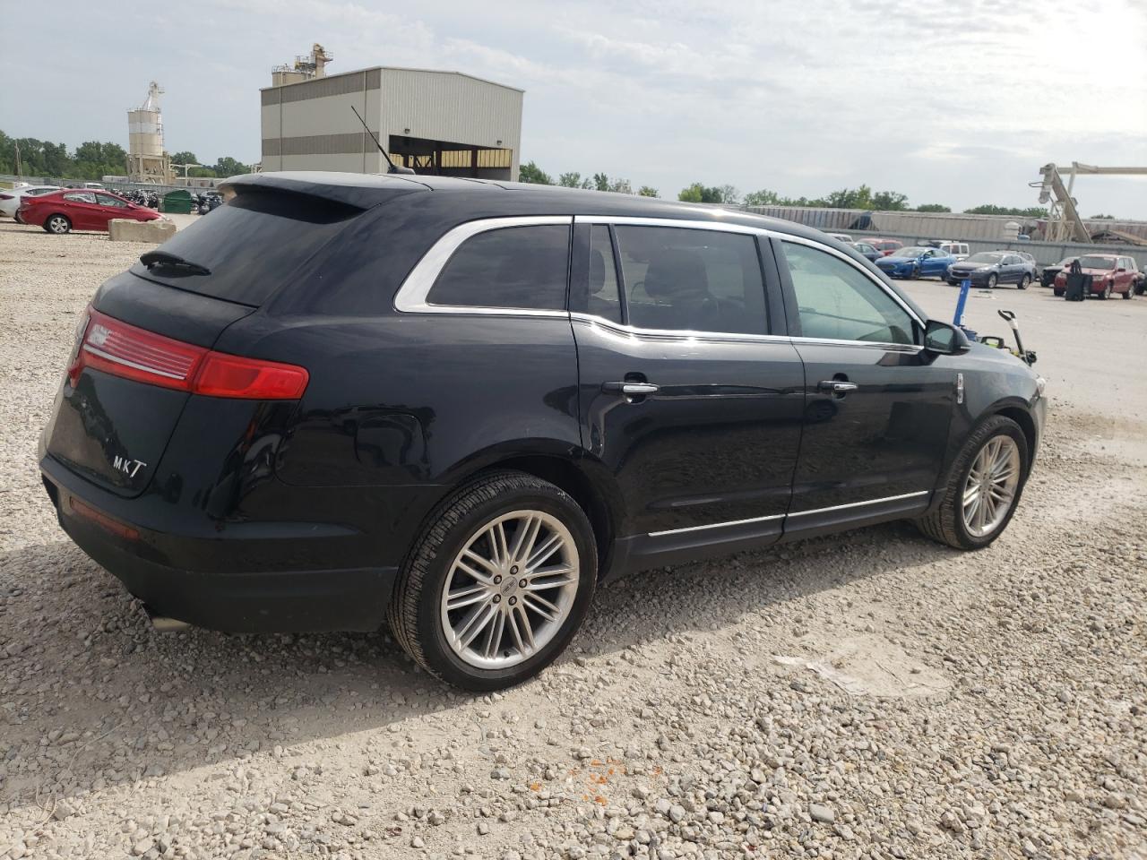 2LMHJ5AT1KBL01545 2019 Lincoln Mkt